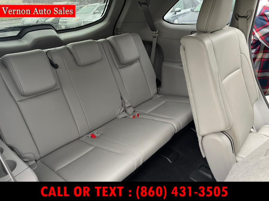 2017 Toyota Highlander XLE V6 AWD (Natl), available for sale in Manchester, Connecticut | Vernon Auto Sale & Service. Manchester, Connecticut 2017 Toyota Highlander XLE V6 AWD (Natl), available for sale in Manchester, Connecticut | Vernon Auto Sale & Service. Manchester, Connecticut