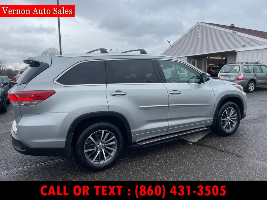 2017 Toyota Highlander XLE V6 AWD (Natl), available for sale in Manchester, Connecticut | Vernon Auto Sale & Service. Manchester, Connecticut 2017 Toyota Highlander XLE V6 AWD (Natl), available for sale in Manchester, Connecticut | Vernon Auto Sale & Service. Manchester, Connecticut