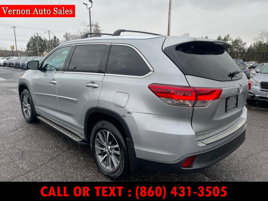 2017 Toyota Highlander XLE V6 AWD (Natl), available for sale in Manchester, Connecticut | Vernon Auto Sale & Service. Manchester, Connecticut 2017 Toyota Highlander XLE V6 AWD (Natl), available for sale in Manchester, Connecticut | Vernon Auto Sale & Service. Manchester, Connecticut