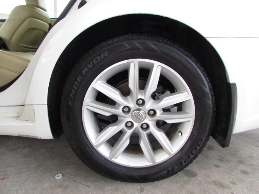 Used Toyota Avalon 4dr Sdn XLE Touring (Natl) 2014 | VIP Auto Enterprise, Inc. Orlando, Florida Used Toyota Avalon 4dr Sdn XLE Touring (Natl) 2014 | VIP Auto Enterprise, Inc. Orlando, Florida