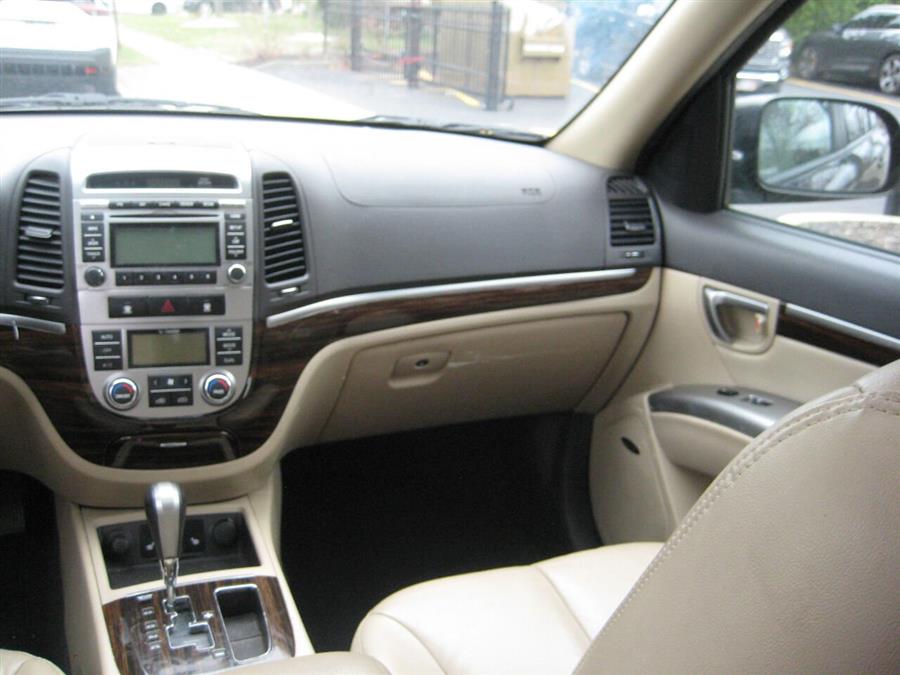 2011 Hyundai Santa Fe Limited AWD 4dr SUV, available for sale in Massapequa, New York | Rite Choice Auto Inc.. Massapequa, New York 2011 Hyundai Santa Fe Limited AWD 4dr SUV, available for sale in Massapequa, New York | Rite Choice Auto Inc.. Massapequa, New York