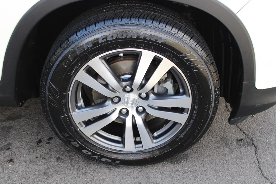 2016 Honda Pilot AWD 4dr EX-L, available for sale in Plantsville, Connecticut | Auto House of Luxury. Plantsville, Connecticut 2016 Honda Pilot AWD 4dr EX-L, available for sale in Plantsville, Connecticut | Auto House of Luxury. Plantsville, Connecticut