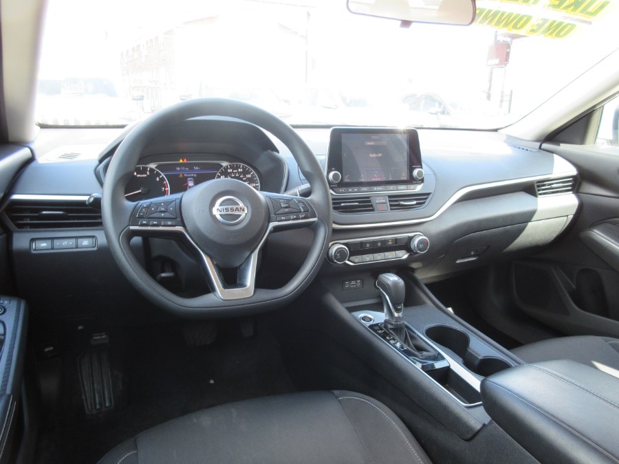 2020 Nissan Altima 2.5 S Sedan, available for sale in Linden, New Jersey | Route 27 Auto Mall. Linden, New Jersey 2020 Nissan Altima 2.5 S Sedan, available for sale in Linden, New Jersey | Route 27 Auto Mall. Linden, New Jersey