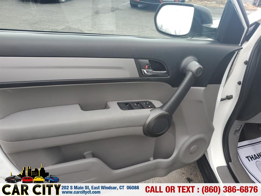 2011 Honda CR-V 4WD 5dr LX, available for sale in East Windsor, Connecticut | Car City LLC. East Windsor, Connecticut 2011 Honda CR-V 4WD 5dr LX, available for sale in East Windsor, Connecticut | Car City LLC. East Windsor, Connecticut