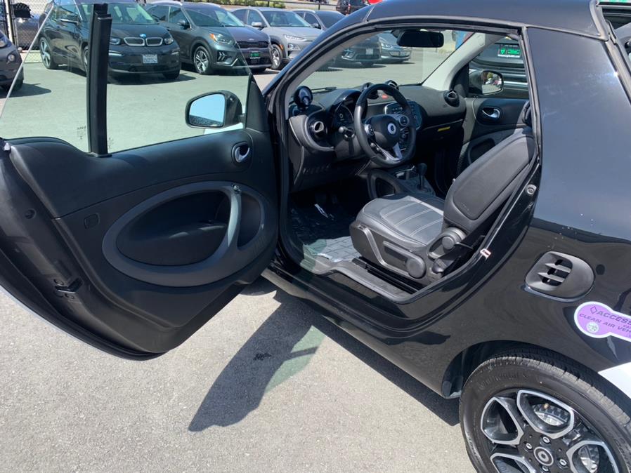 Used smart fortwo electric drive prime cabriolet 2018 | Green Light Auto Wholesale. Daly City, California Used smart fortwo electric drive prime cabriolet 2018 | Green Light Auto Wholesale. Daly City, California