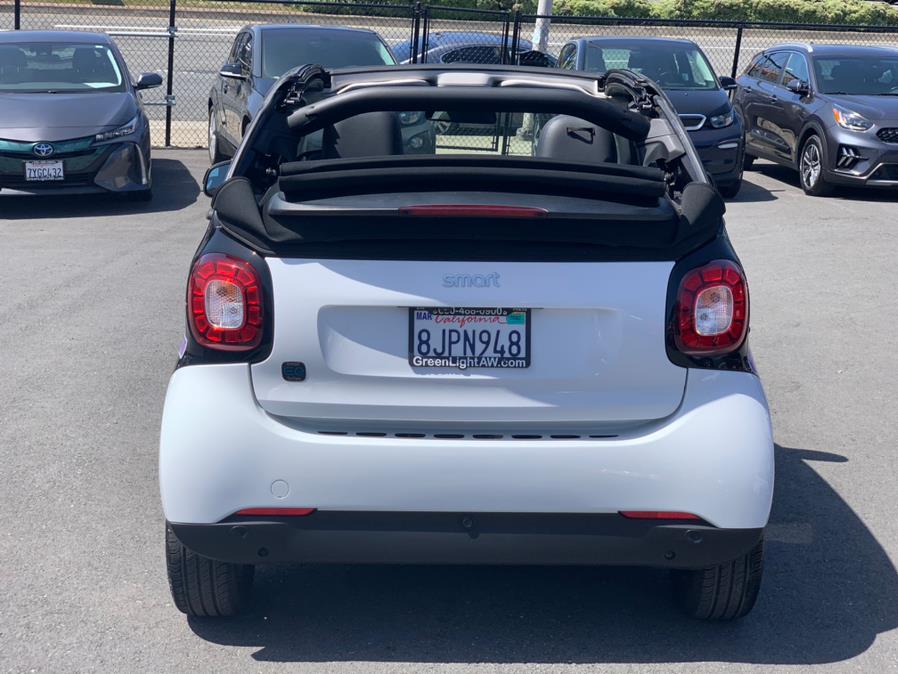 Used smart fortwo electric drive prime cabriolet 2018 | Green Light Auto Wholesale. Daly City, California Used smart fortwo electric drive prime cabriolet 2018 | Green Light Auto Wholesale. Daly City, California