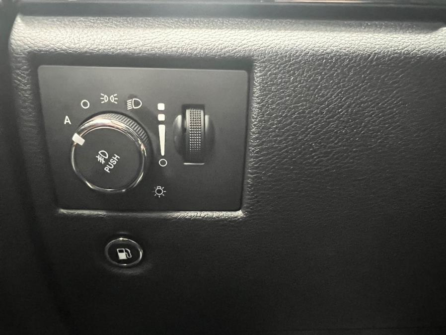 Used Jeep Grand Cherokee 4WD 4dr Summit 2016 | Power Motors East. Massapequa Park, New York Used Jeep Grand Cherokee 4WD 4dr Summit 2016 | Power Motors East. Massapequa Park, New York