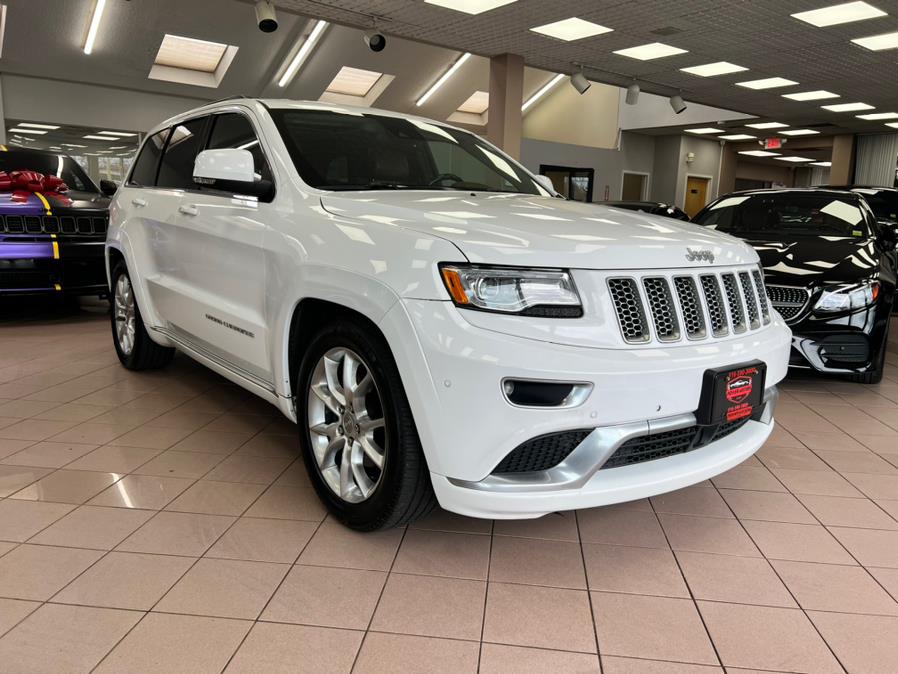 Used Jeep Grand Cherokee 4WD 4dr Summit 2016 | Power Motors East. Massapequa Park, New York Used Jeep Grand Cherokee 4WD 4dr Summit 2016 | Power Motors East. Massapequa Park, New York