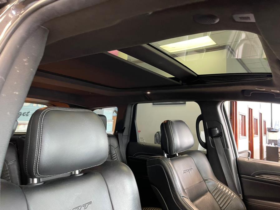 Used Jeep Grand Cherokee 4WD 4dr SRT 2017 | 5 Towns Drive. Inwood, New York Used Jeep Grand Cherokee 4WD 4dr SRT 2017 | 5 Towns Drive. Inwood, New York