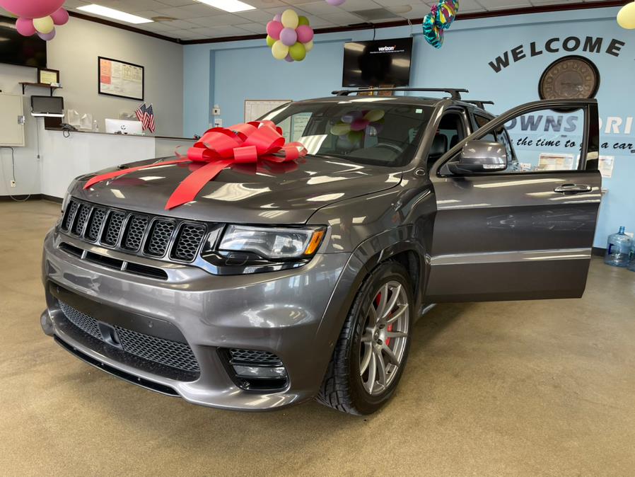 Used Jeep Grand Cherokee 4WD 4dr SRT 2017 | 5 Towns Drive. Inwood, New York Used Jeep Grand Cherokee 4WD 4dr SRT 2017 | 5 Towns Drive. Inwood, New York