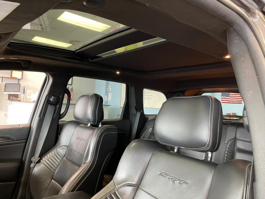 Used Jeep Grand Cherokee 4WD 4dr SRT 2017 | 5 Towns Drive. Inwood, New York Used Jeep Grand Cherokee 4WD 4dr SRT 2017 | 5 Towns Drive. Inwood, New York