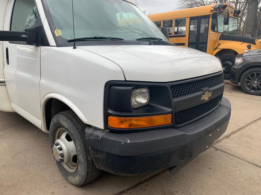 Used Chevrolet Express Commercial Cutaway 3500 Van 177" 2014 | Mikes Auto Sales LLC. Garfield, New Jersey Used Chevrolet Express Commercial Cutaway 3500 Van 177" 2014 | Mikes Auto Sales LLC. Garfield, New Jersey
