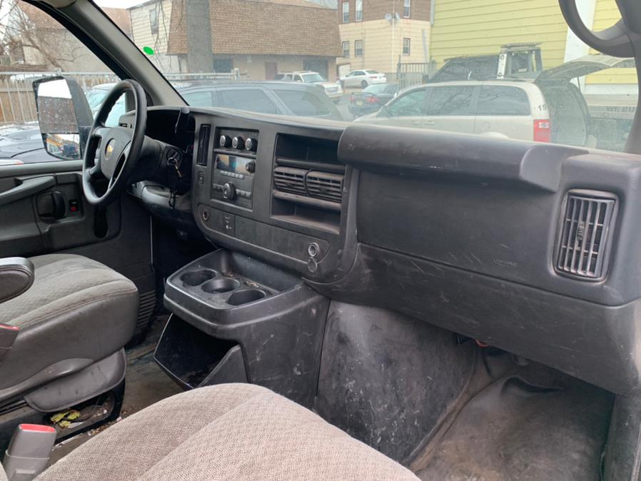 Used Chevrolet Express Commercial Cutaway 3500 Van 177" 2014 | Mikes Auto Sales LLC. Garfield, New Jersey Used Chevrolet Express Commercial Cutaway 3500 Van 177" 2014 | Mikes Auto Sales LLC. Garfield, New Jersey