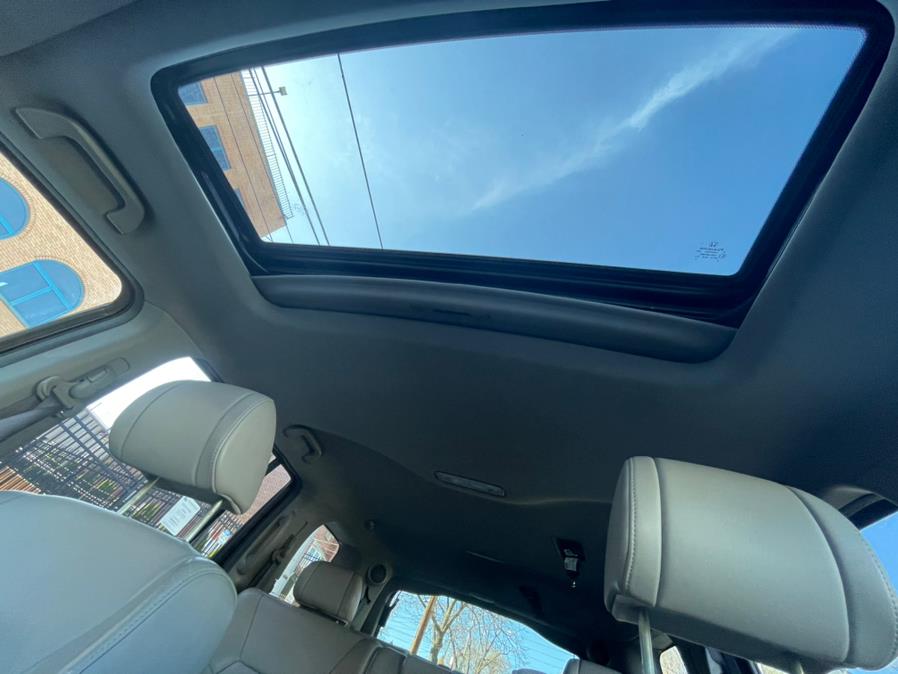 2011 Honda Pilot 4WD 4dr EX-L w/Navi, available for sale in Jamaica, New York | Sylhet Motors Inc.. Jamaica, New York 2011 Honda Pilot 4WD 4dr EX-L w/Navi, available for sale in Jamaica, New York | Sylhet Motors Inc.. Jamaica, New York