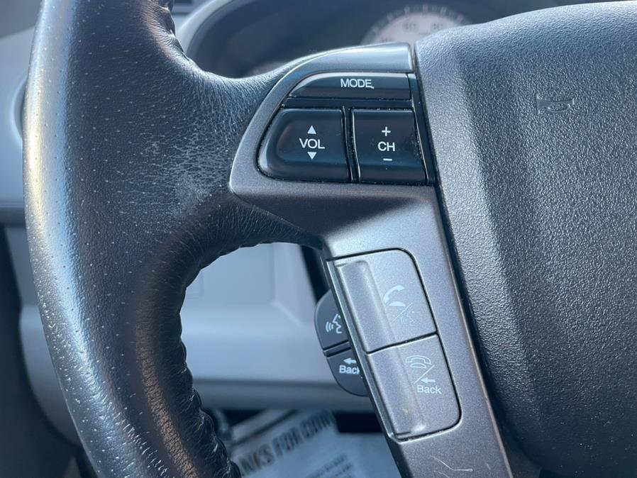 2011 Honda Pilot 4WD 4dr EX-L w/Navi, available for sale in Jamaica, New York | Sylhet Motors Inc.. Jamaica, New York 2011 Honda Pilot 4WD 4dr EX-L w/Navi, available for sale in Jamaica, New York | Sylhet Motors Inc.. Jamaica, New York