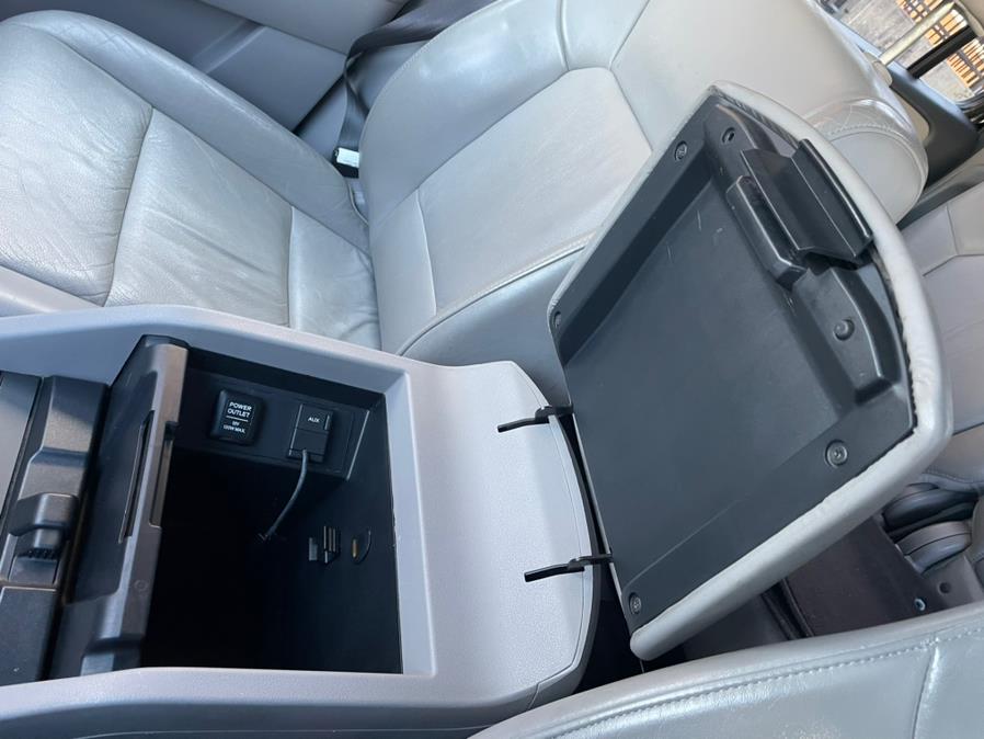 2011 Honda Pilot 4WD 4dr EX-L w/Navi, available for sale in Jamaica, New York | Sylhet Motors Inc.. Jamaica, New York 2011 Honda Pilot 4WD 4dr EX-L w/Navi, available for sale in Jamaica, New York | Sylhet Motors Inc.. Jamaica, New York