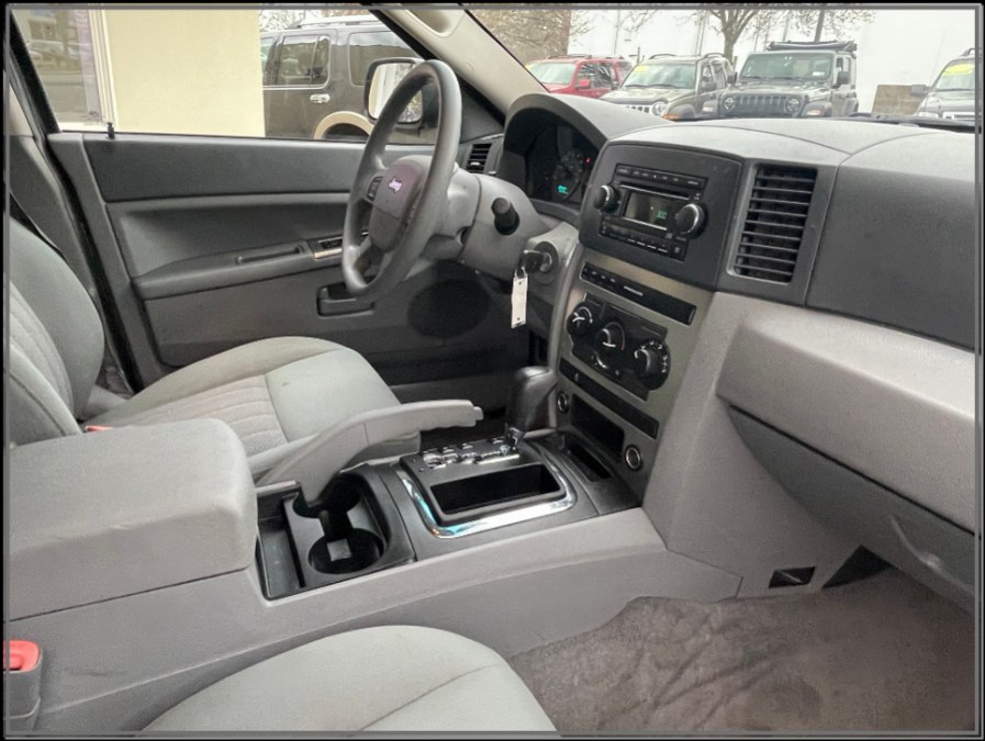 2006 Jeep Grand Cherokee 4dr Laredo 4WD, available for sale in Huntington Station, New York | My Auto Inc.. Huntington Station, New York 2006 Jeep Grand Cherokee 4dr Laredo 4WD, available for sale in Huntington Station, New York | My Auto Inc.. Huntington Station, New York