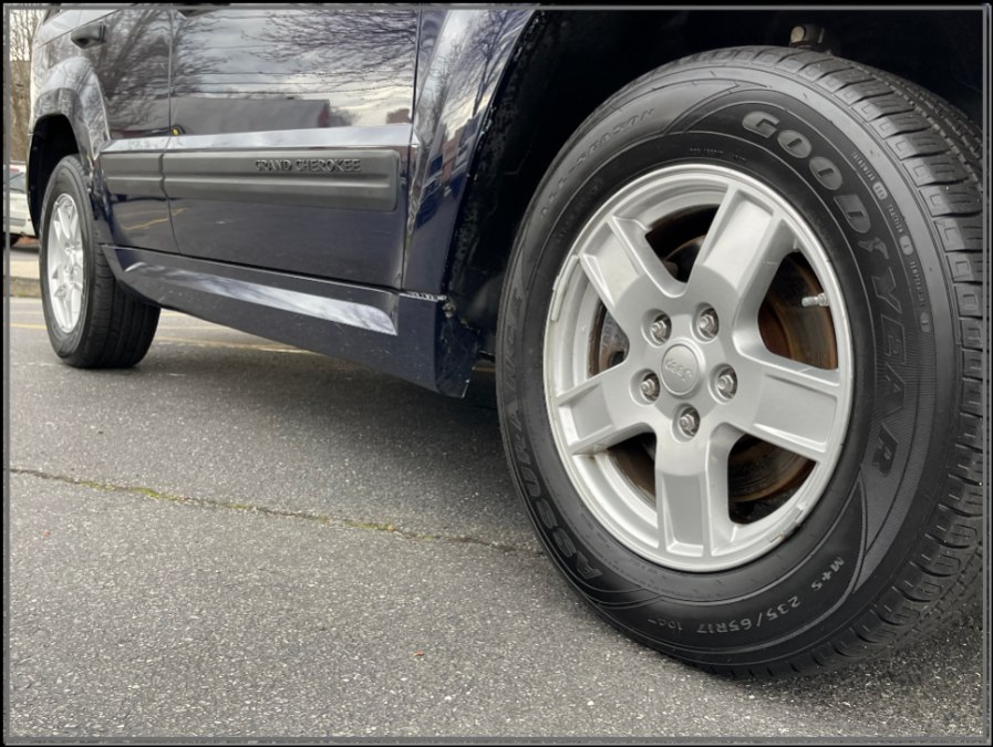2006 Jeep Grand Cherokee 4dr Laredo 4WD, available for sale in Huntington Station, New York | My Auto Inc.. Huntington Station, New York 2006 Jeep Grand Cherokee 4dr Laredo 4WD, available for sale in Huntington Station, New York | My Auto Inc.. Huntington Station, New York