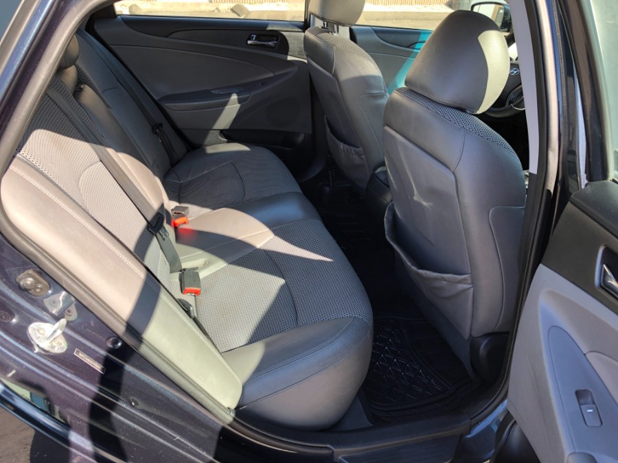 2012 Hyundai Sonata 4dr Sdn 2.0T Auto SE, available for sale in Hartford , Connecticut | Ledyard Auto Sale LLC. Hartford , Connecticut 2012 Hyundai Sonata 4dr Sdn 2.0T Auto SE, available for sale in Hartford , Connecticut | Ledyard Auto Sale LLC. Hartford , Connecticut
