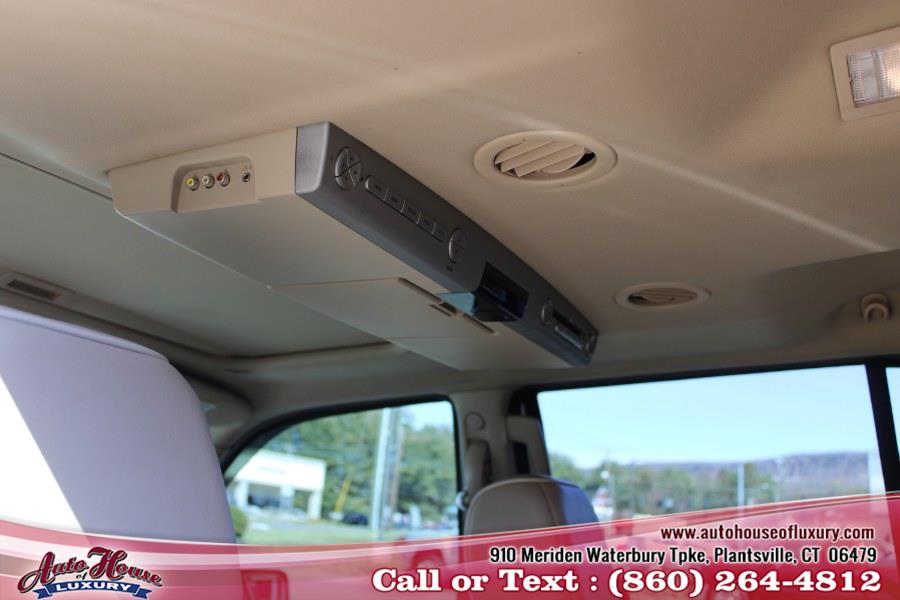 2007 Lincoln Navigator 4WD 4dr Ultimate, available for sale in Plantsville, Connecticut | Auto House of Luxury. Plantsville, Connecticut 2007 Lincoln Navigator 4WD 4dr Ultimate, available for sale in Plantsville, Connecticut | Auto House of Luxury. Plantsville, Connecticut