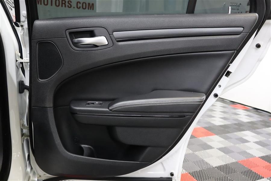 Used Chrysler 300 S 2015 | Fast Track Motors. Paterson, New Jersey Used Chrysler 300 S 2015 | Fast Track Motors. Paterson, New Jersey