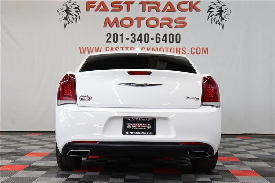 Used Chrysler 300 S 2015 | Fast Track Motors. Paterson, New Jersey Used Chrysler 300 S 2015 | Fast Track Motors. Paterson, New Jersey