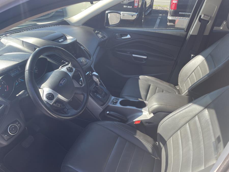 Used Ford Escape 4WD 4dr SE 2015 | Diamond Auto Cars LLC. Vernon, Connecticut