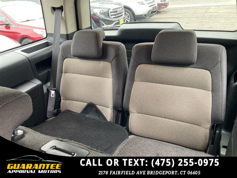 2009 Ford Flex SE Crossover 4dr, available for sale in Bridgeport, Connecticut | Guarantee Approval Motors. Bridgeport, Connecticut 2009 Ford Flex SE Crossover 4dr, available for sale in Bridgeport, Connecticut | Guarantee Approval Motors. Bridgeport, Connecticut