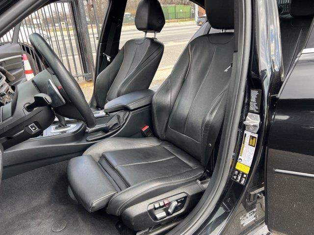 Used BMW 3 Series 330i xDrive 2017 | NY Luxury Motors. Elmont, New York Used BMW 3 Series 330i xDrive 2017 | NY Luxury Motors. Elmont, New York