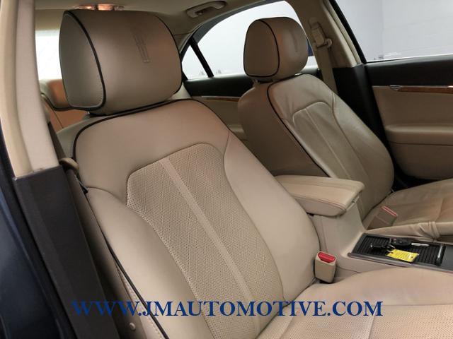 2012 Lincoln Mkz 4dr Sdn AWD, available for sale in Naugatuck, Connecticut | J&M Automotive Sls&Svc LLC. Naugatuck, Connecticut 2012 Lincoln Mkz 4dr Sdn AWD, available for sale in Naugatuck, Connecticut | J&M Automotive Sls&Svc LLC. Naugatuck, Connecticut
