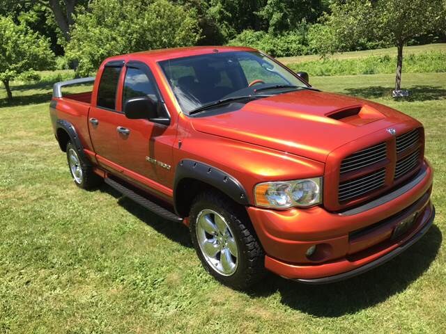 2005 Dodge Ram 1500 4dr Quad Cab 160.5" WB 4WD ST, available for sale in Plainville, Connecticut | Choice Group LLC Choice Motor Car. Plainville, Connecticut