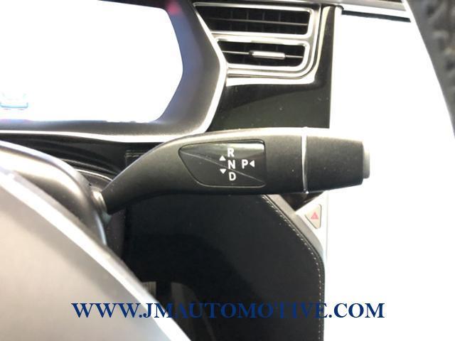 2015 Tesla Model s 4dr Sdn AWD 70D, available for sale in Naugatuck, Connecticut | J&M Automotive Sls&Svc LLC. Naugatuck, Connecticut 2015 Tesla Model s 4dr Sdn AWD 70D, available for sale in Naugatuck, Connecticut | J&M Automotive Sls&Svc LLC. Naugatuck, Connecticut