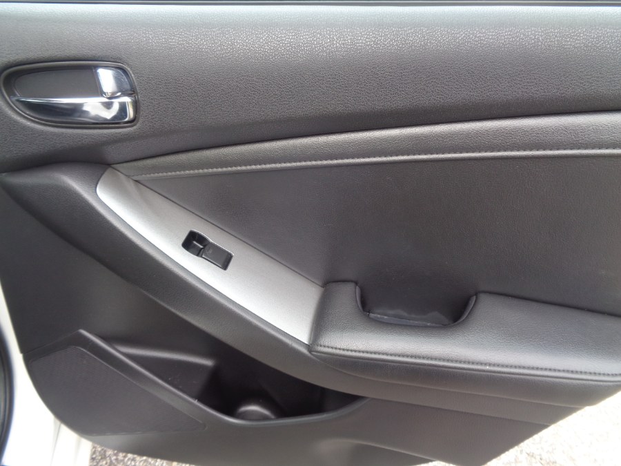 2012 Nissan Altima 4dr Sdn I4 CVT 2.5 SL, available for sale in Valley Stream, New York | NY Auto Traders. Valley Stream, New York 2012 Nissan Altima 4dr Sdn I4 CVT 2.5 SL, available for sale in Valley Stream, New York | NY Auto Traders. Valley Stream, New York
