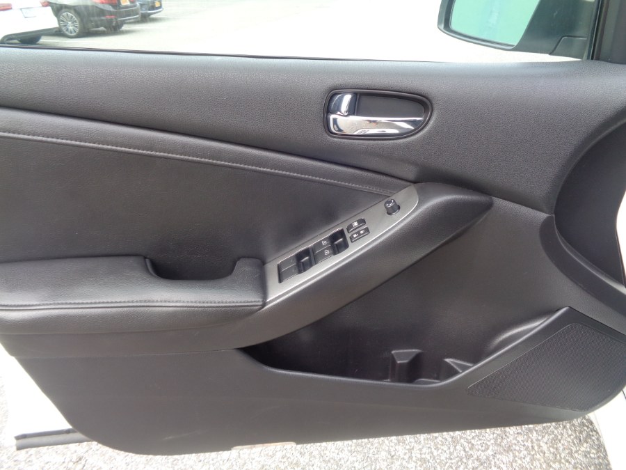 2012 Nissan Altima 4dr Sdn I4 CVT 2.5 SL, available for sale in Valley Stream, New York | NY Auto Traders. Valley Stream, New York 2012 Nissan Altima 4dr Sdn I4 CVT 2.5 SL, available for sale in Valley Stream, New York | NY Auto Traders. Valley Stream, New York
