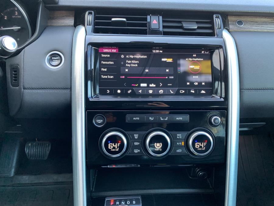 2017 Land Rover Discovery HSE Td6 Diesel, available for sale in Milford, Connecticut | Dealertown Auto Wholesalers. Milford, Connecticut 2017 Land Rover Discovery HSE Td6 Diesel, available for sale in Milford, Connecticut | Dealertown Auto Wholesalers. Milford, Connecticut