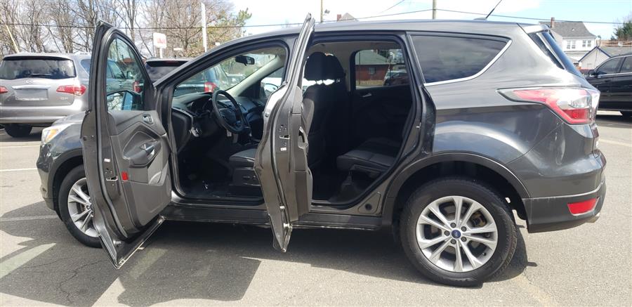 2017 Ford Escape SE 4WD, available for sale in Little Ferry, New Jersey | Victoria Preowned Autos Inc. Little Ferry, New Jersey 2017 Ford Escape SE 4WD, available for sale in Little Ferry, New Jersey | Victoria Preowned Autos Inc. Little Ferry, New Jersey