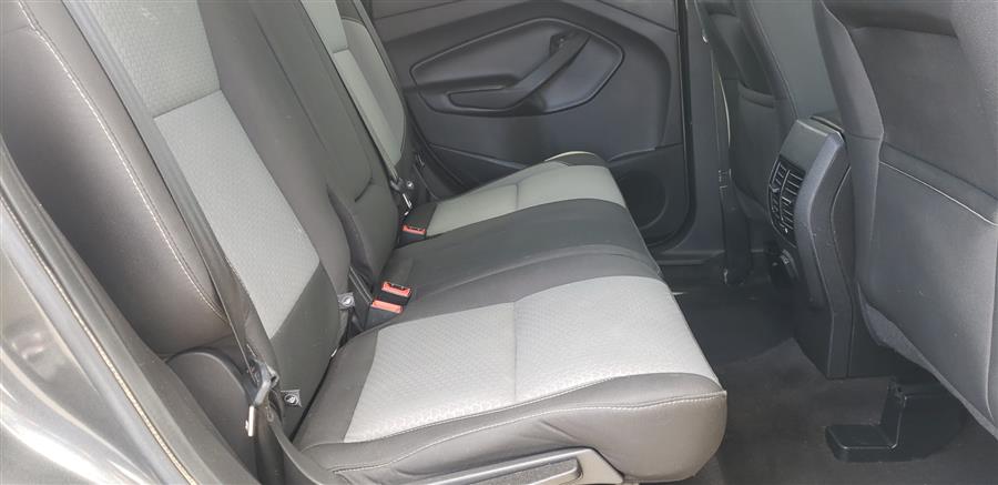 2017 Ford Escape SE 4WD, available for sale in Little Ferry, New Jersey | Victoria Preowned Autos Inc. Little Ferry, New Jersey 2017 Ford Escape SE 4WD, available for sale in Little Ferry, New Jersey | Victoria Preowned Autos Inc. Little Ferry, New Jersey