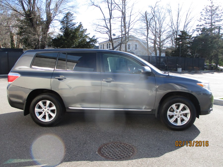 Used Toyota Highlander 4WD 4dr V6 Base 2011 | South Shore Auto Brokers & Sales. Massapequa, New York Used Toyota Highlander 4WD 4dr V6 Base 2011 | South Shore Auto Brokers & Sales. Massapequa, New York