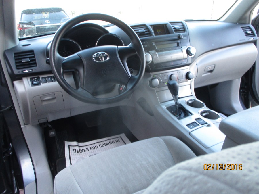 Used Toyota Highlander 4WD 4dr V6 Base 2011 | South Shore Auto Brokers & Sales. Massapequa, New York Used Toyota Highlander 4WD 4dr V6 Base 2011 | South Shore Auto Brokers & Sales. Massapequa, New York