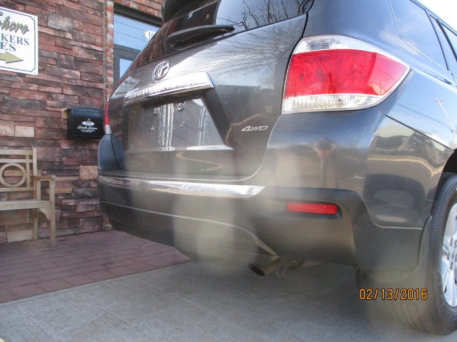 Used Toyota Highlander 4WD 4dr V6 Base 2011 | South Shore Auto Brokers & Sales. Massapequa, New York Used Toyota Highlander 4WD 4dr V6 Base 2011 | South Shore Auto Brokers & Sales. Massapequa, New York