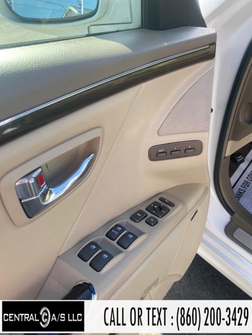 2011 Hyundai Azera 4dr Sdn Limited, available for sale in East Windsor, Connecticut | Central A/S LLC. East Windsor, Connecticut 2011 Hyundai Azera 4dr Sdn Limited, available for sale in East Windsor, Connecticut | Central A/S LLC. East Windsor, Connecticut