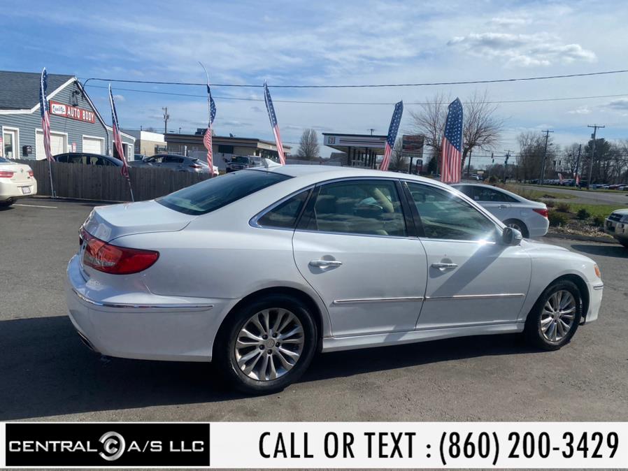 2011 Hyundai Azera 4dr Sdn Limited, available for sale in East Windsor, Connecticut | Central A/S LLC. East Windsor, Connecticut 2011 Hyundai Azera 4dr Sdn Limited, available for sale in East Windsor, Connecticut | Central A/S LLC. East Windsor, Connecticut