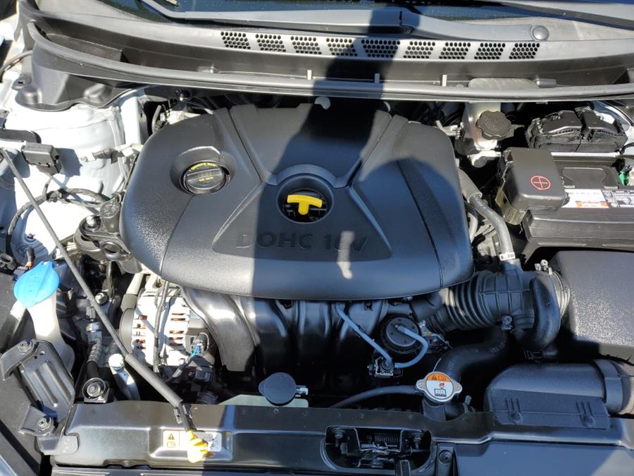 Used Hyundai Elantra 4dr Sdn Auto SE (Alabama Plant) 2016 | Absolute Motors Inc. Springfield, Massachusetts