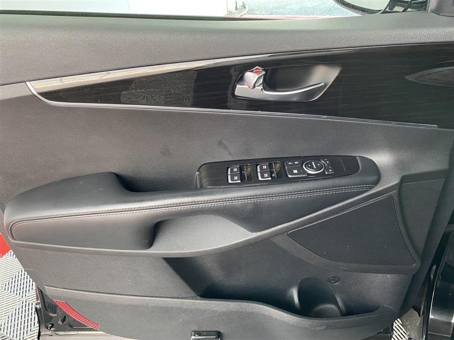 Used Kia Sorento S 2019 | Queens Auto Mall. Richmond Hill, New York Used Kia Sorento S 2019 | Queens Auto Mall. Richmond Hill, New York