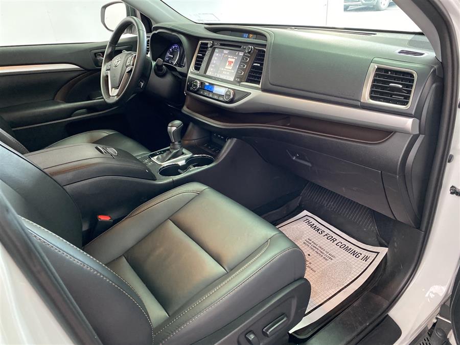 Used Toyota Highlander XLE 2019 | Queens Auto Mall. Richmond Hill, New York Used Toyota Highlander XLE 2019 | Queens Auto Mall. Richmond Hill, New York