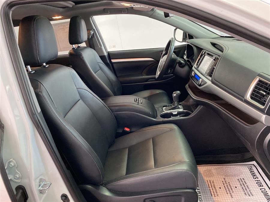 Used Toyota Highlander XLE 2019 | Queens Auto Mall. Richmond Hill, New York Used Toyota Highlander XLE 2019 | Queens Auto Mall. Richmond Hill, New York