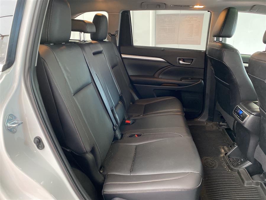 Used Toyota Highlander XLE 2019 | Queens Auto Mall. Richmond Hill, New York Used Toyota Highlander XLE 2019 | Queens Auto Mall. Richmond Hill, New York