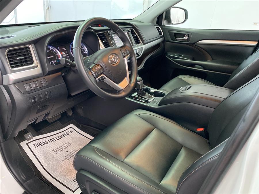Used Toyota Highlander XLE 2019 | Queens Auto Mall. Richmond Hill, New York Used Toyota Highlander XLE 2019 | Queens Auto Mall. Richmond Hill, New York