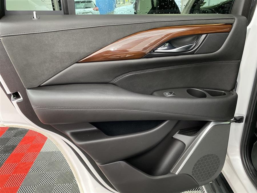 Used Cadillac Escalade Luxury 2020 | Queens Auto Mall. Richmond Hill, New York Used Cadillac Escalade Luxury 2020 | Queens Auto Mall. Richmond Hill, New York