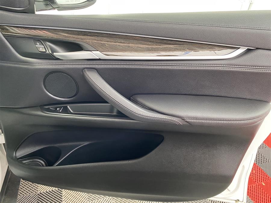 Used BMW X6 xDrive35i 2019 | Queens Auto Mall. Richmond Hill, New York Used BMW X6 xDrive35i 2019 | Queens Auto Mall. Richmond Hill, New York